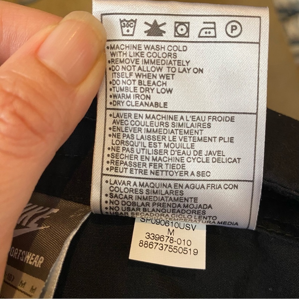 NWT~NIKE Sportswear Women Black Drawstring Hem Pants Size Medium - Picture 8 of 8